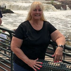 Meet your Posher, Loretta